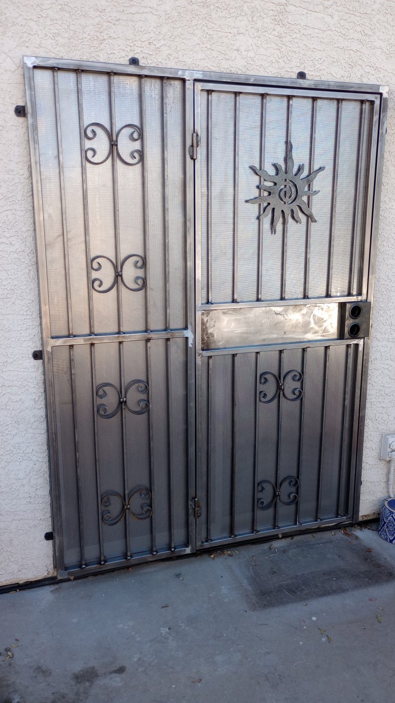 Ornamental iron gate circle medallion — Emery Welding & Ironwork
